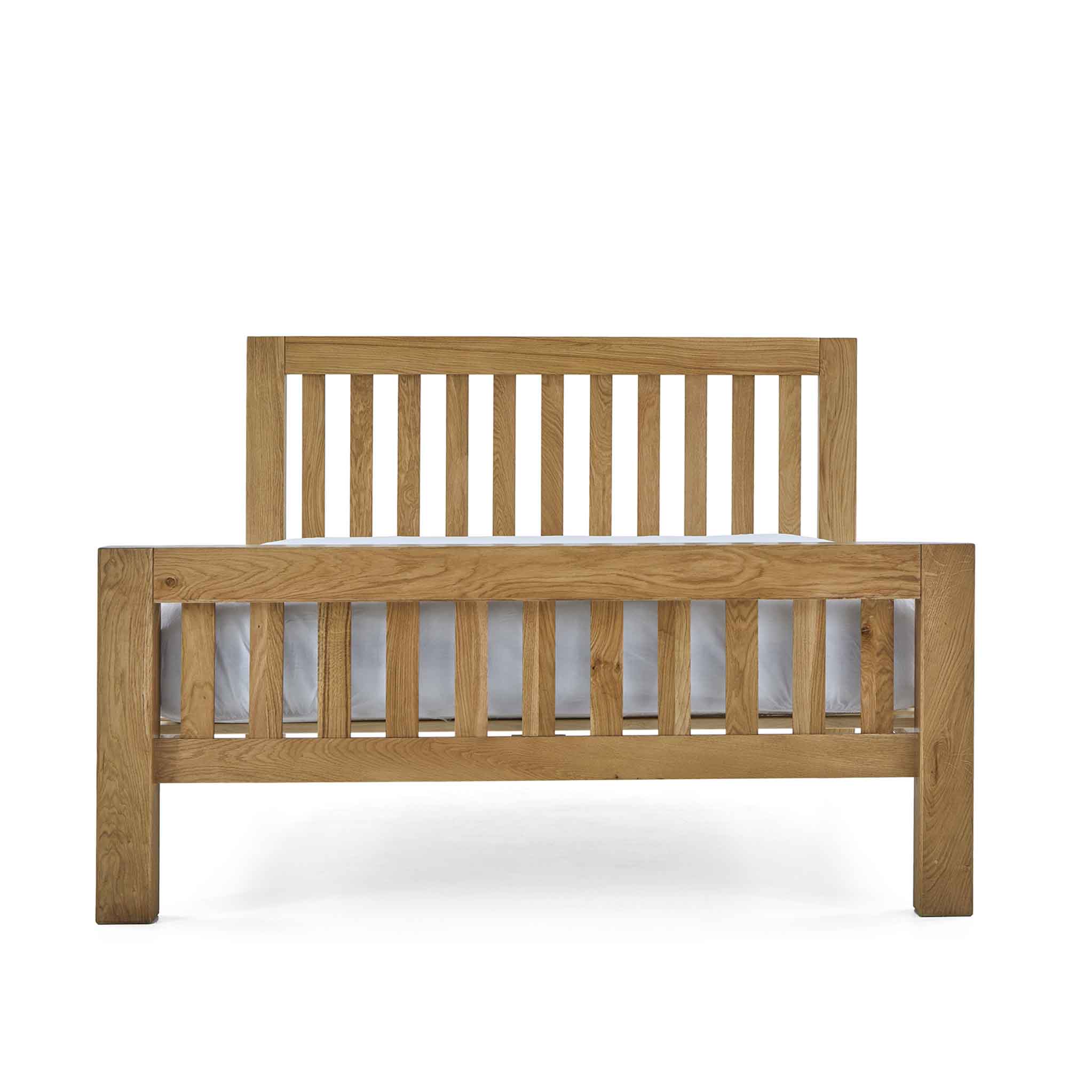 Cadre de lit Abbey Grande en chêne