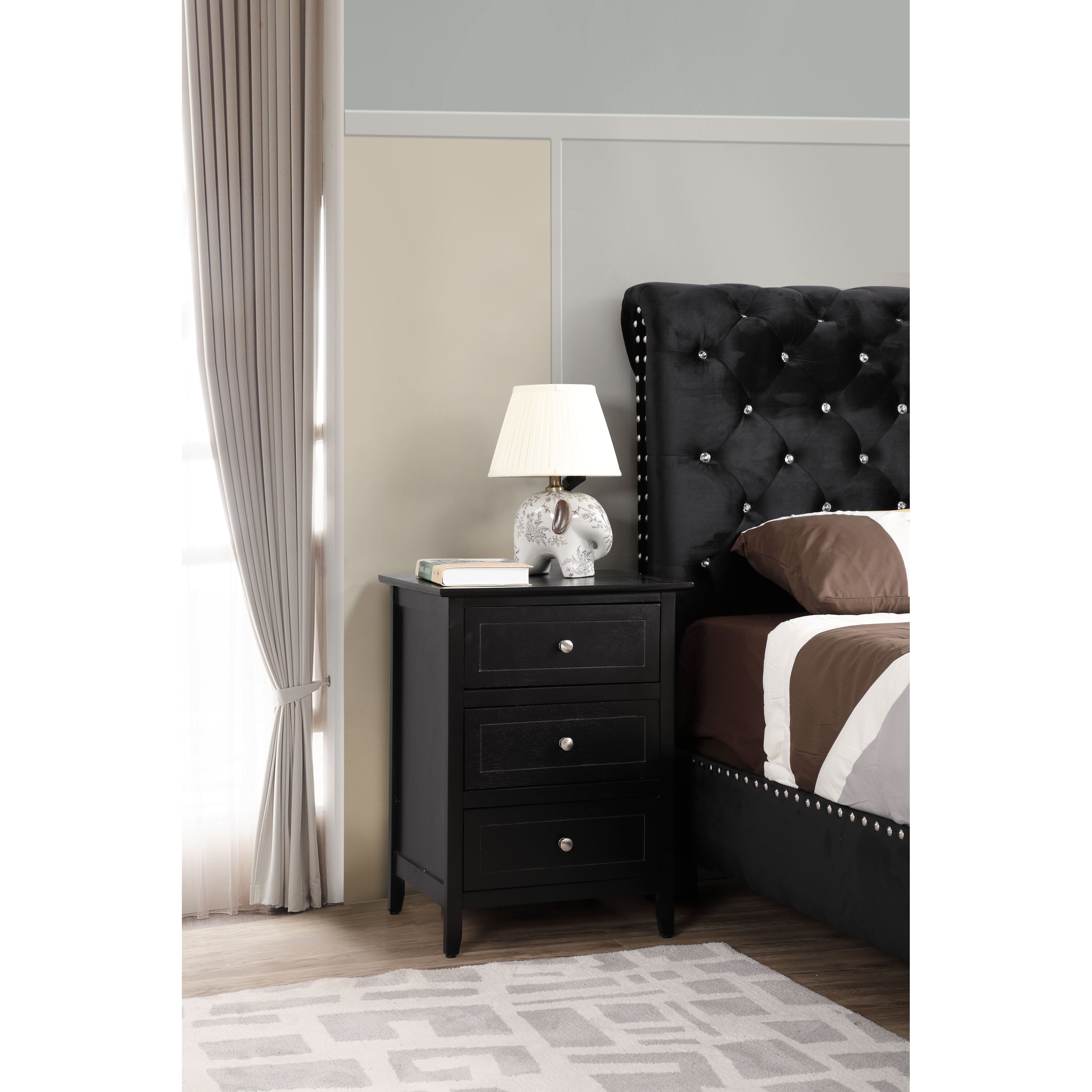 Daniel 3-drawer Transitional Wooden Nightstand