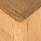 Buffet grand modèle en chêne de Surrey