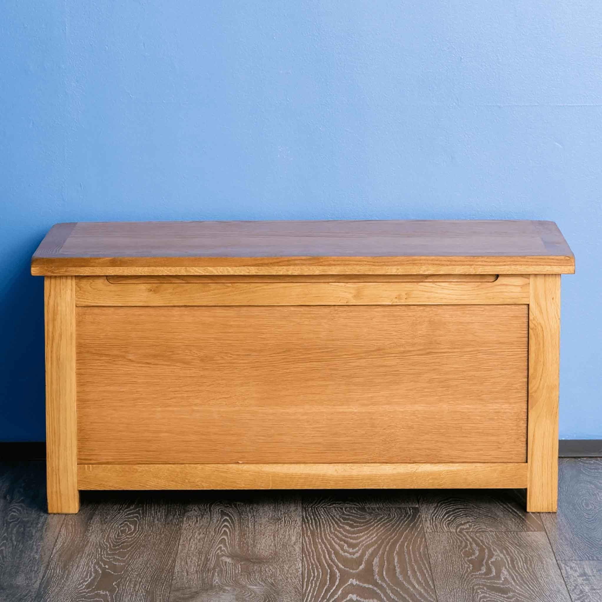 Coffre à couvertures en chêne du Surrey