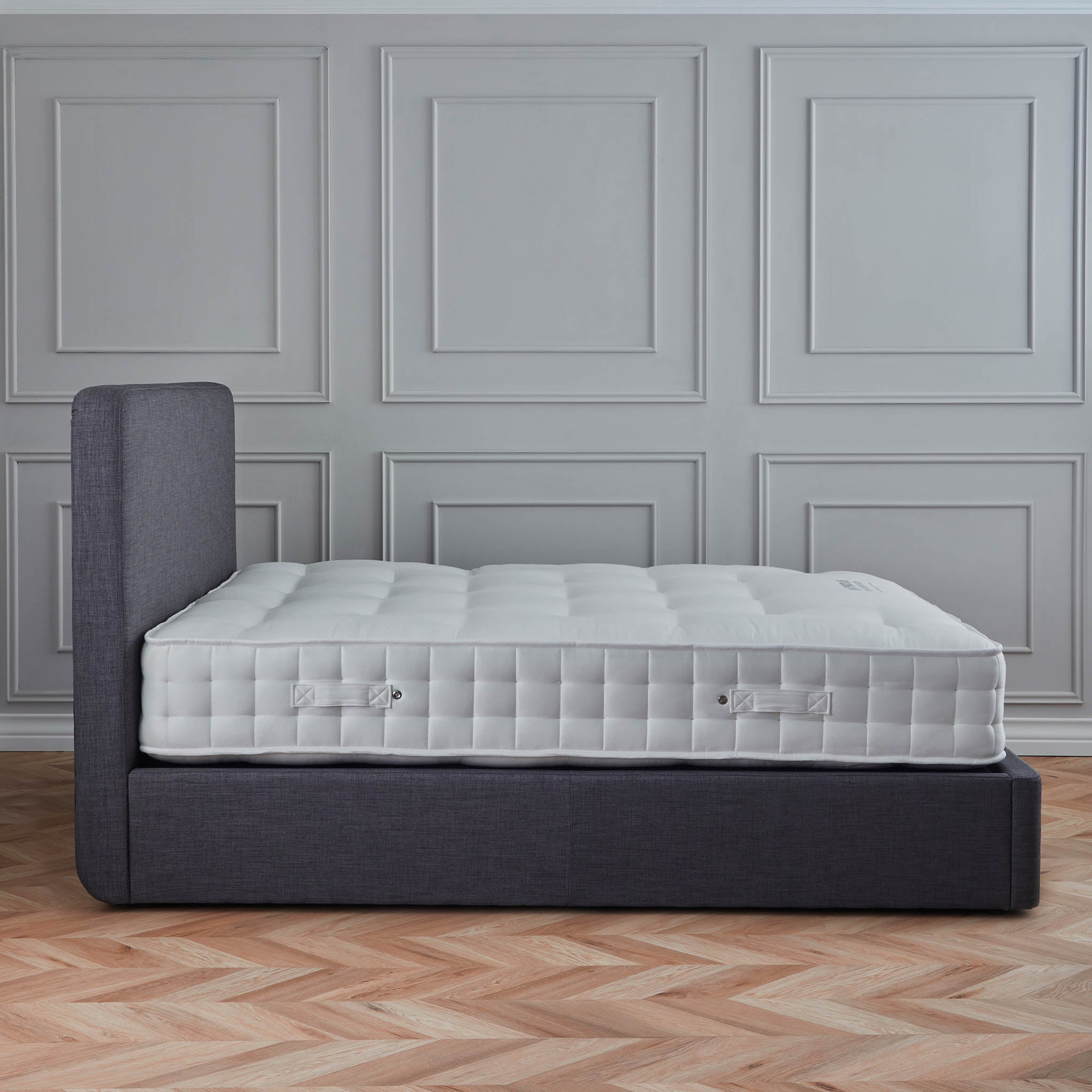 Cadre de lit coffre ottoman rembourré Sofie Premier