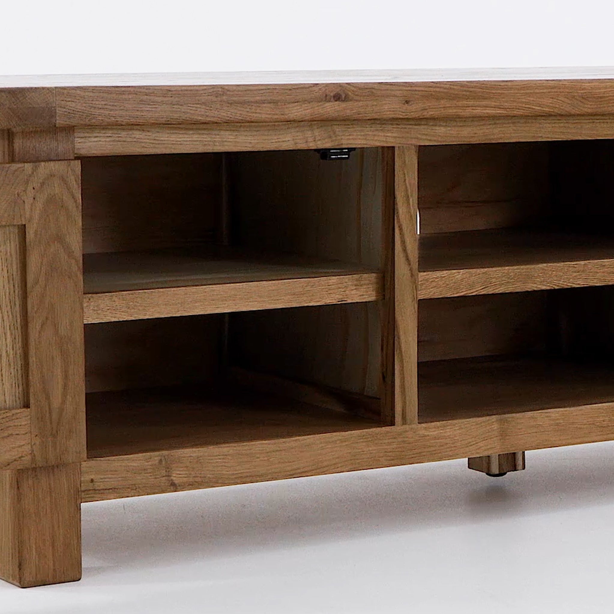 Meuble TV Zelah en chêne de 180 cm