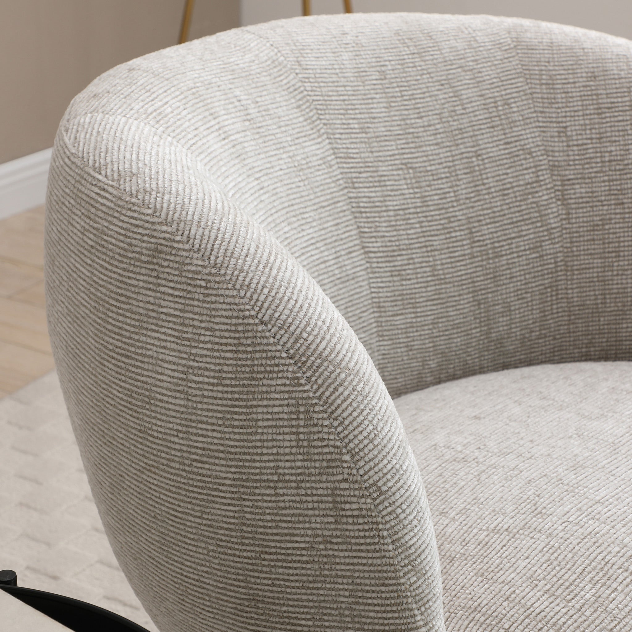 Fauteuil pivotant tulipe en chenille tissée Kendal