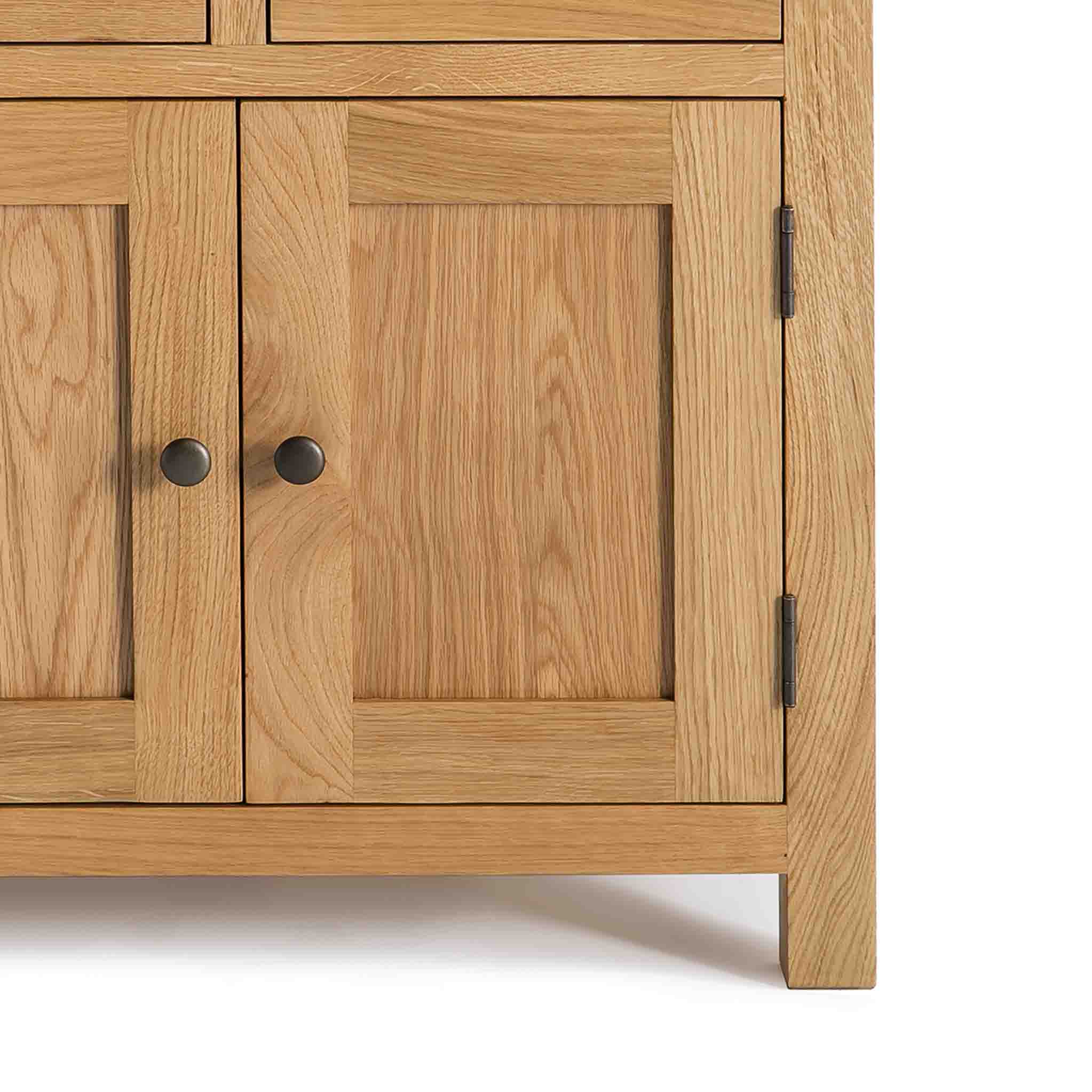 Buffet miniature en chêne de Surrey