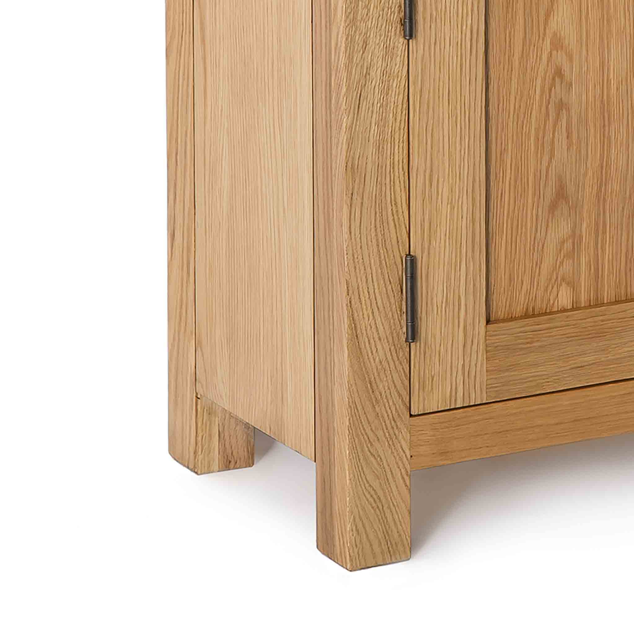 Buffet miniature en chêne de Surrey