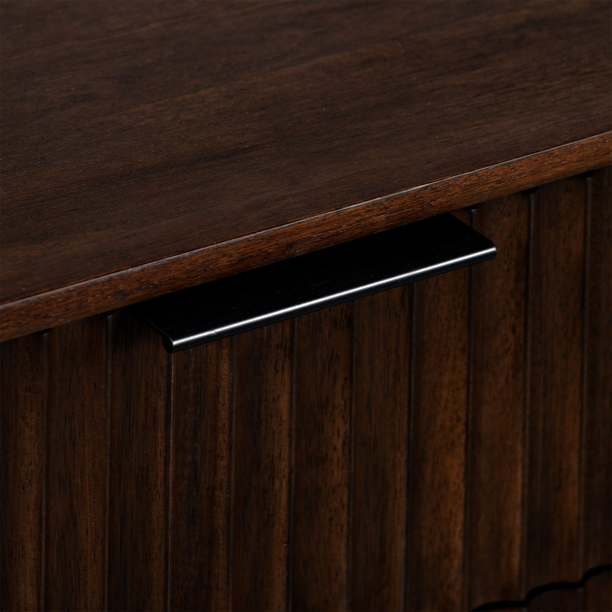 Meuble TV rainuré Oskar Wide 150 cm