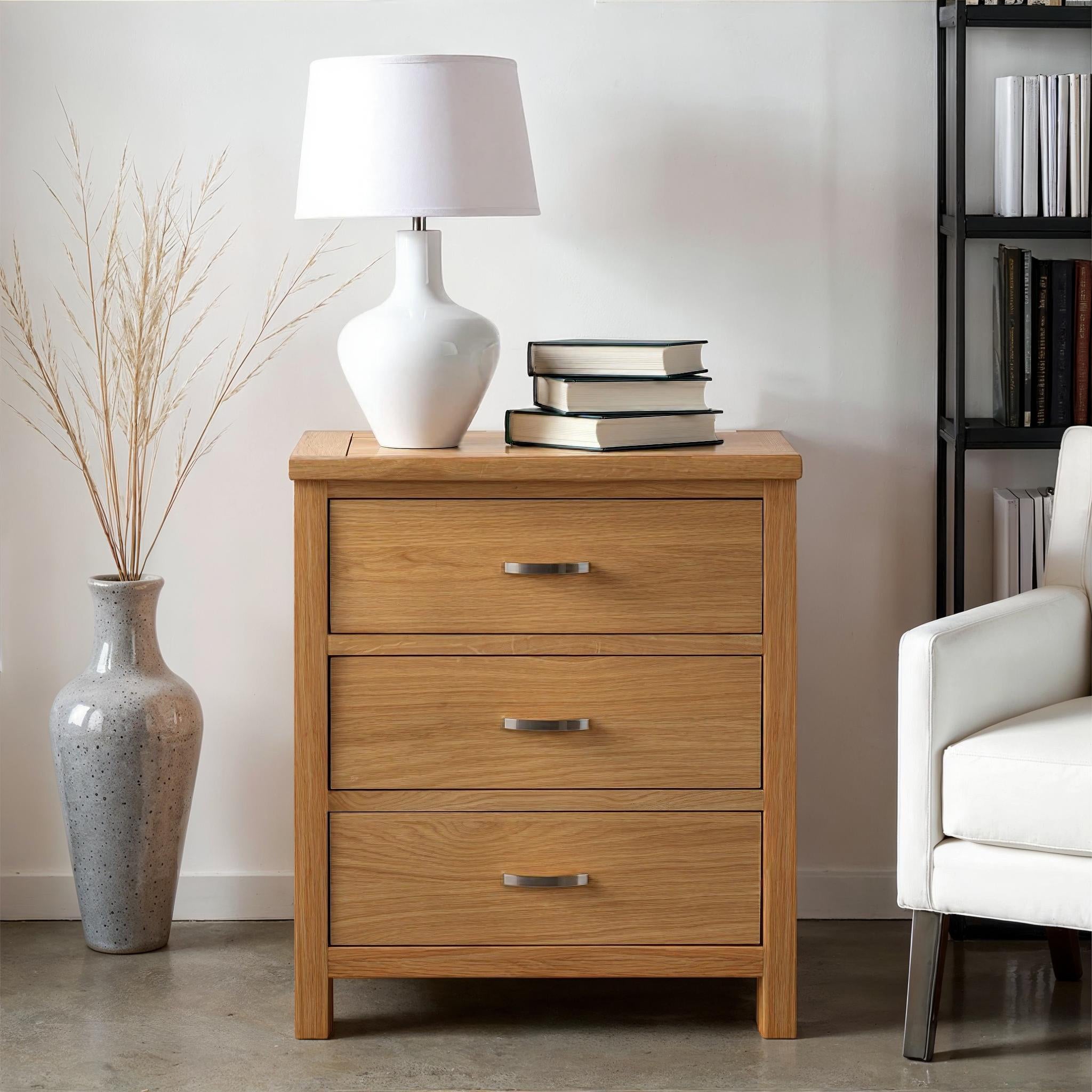 Commode à 3 tiroirs en chêne de Londres