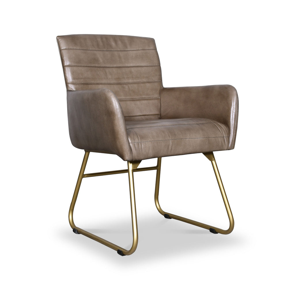 Fauteuil en cuir Leota avec dossier plissé