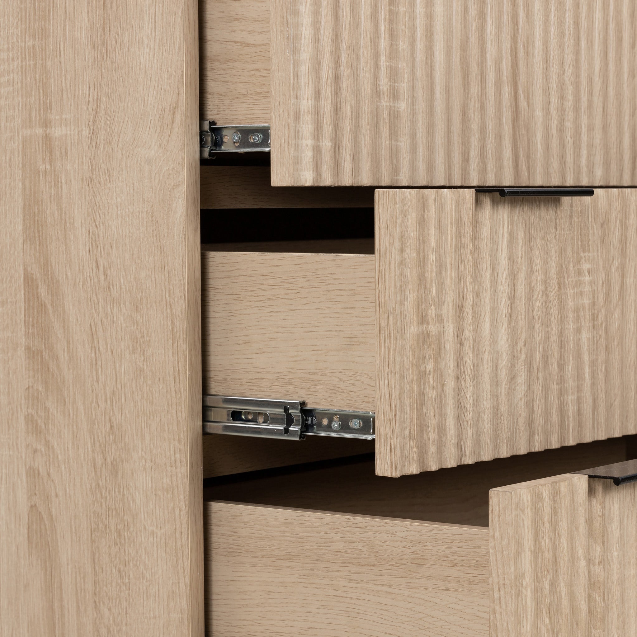 Commode rainurée à 3 tiroirs Jakob Oak