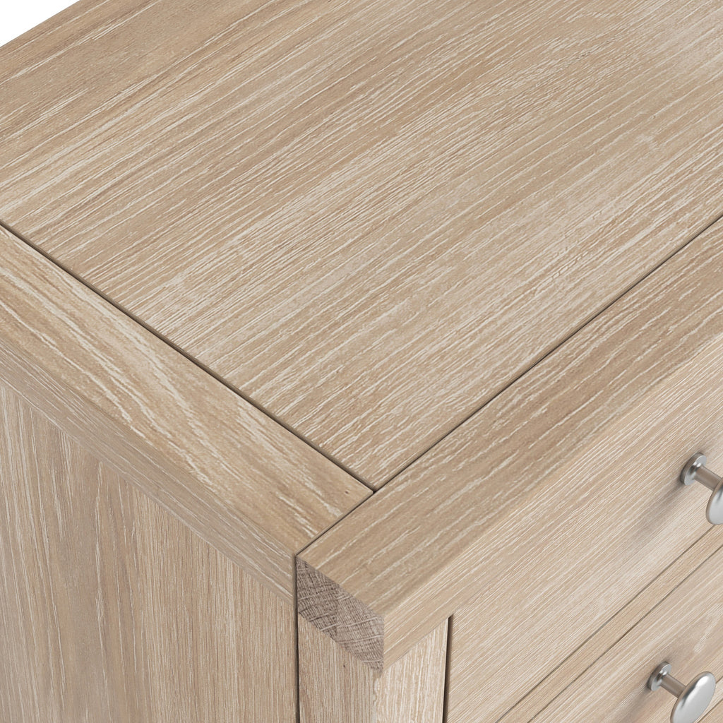 Commode haute à 5 tiroirs en chêne délavé Farrow