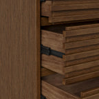 Commode Kari en chêne foncé à 4 tiroirs