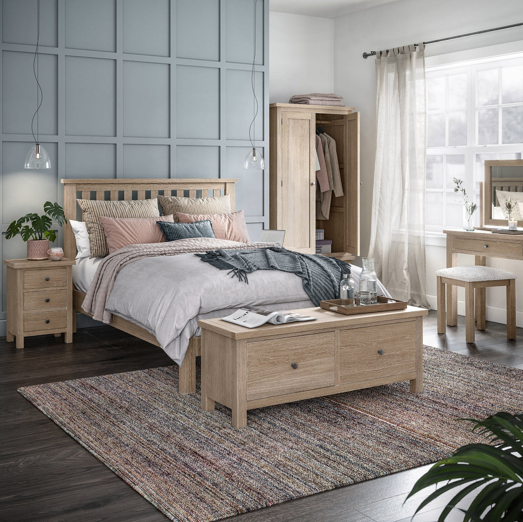 Cadre de lit en chêne lavé Trelan