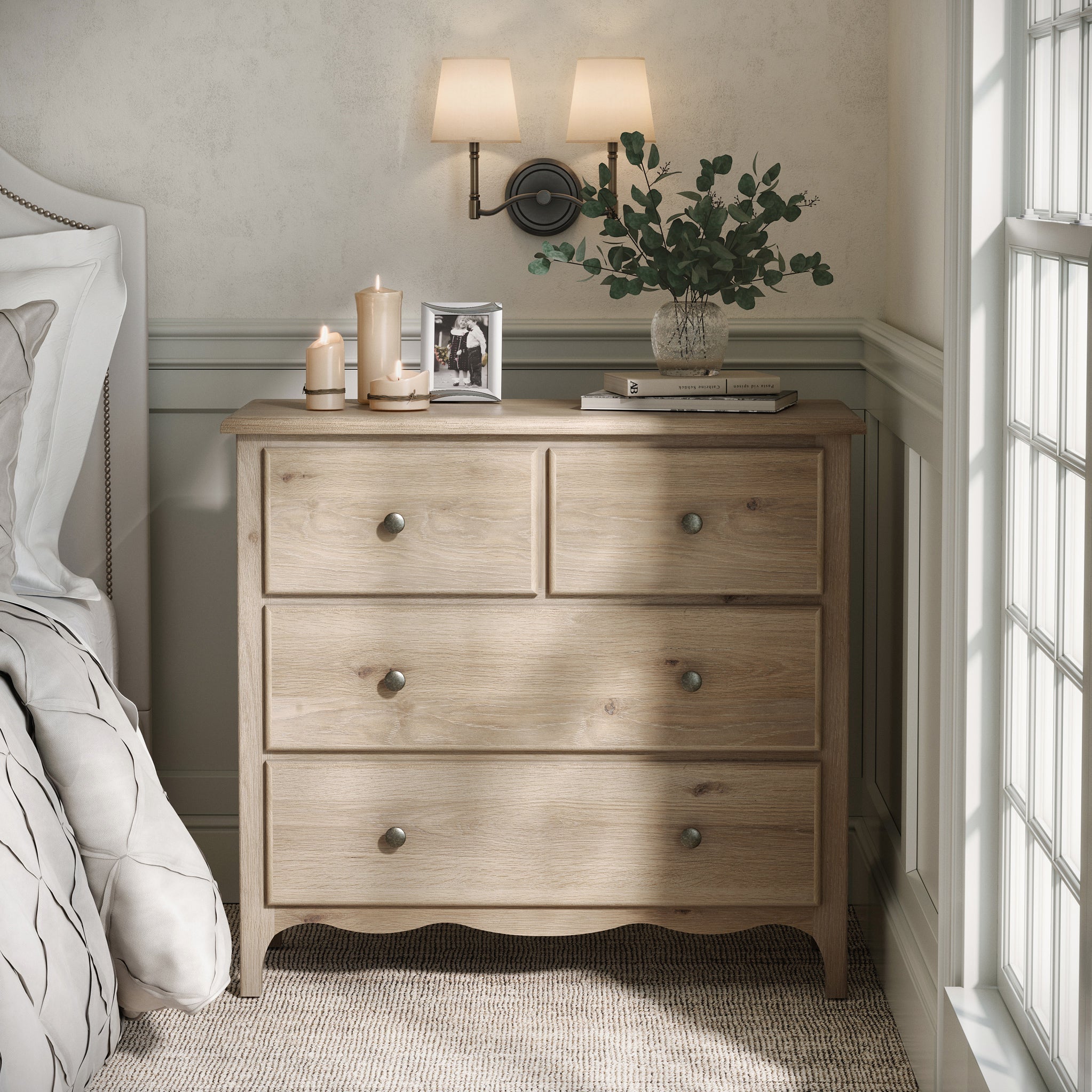 Commode Céline en chêne blanchi, 2 tiroirs superposés.