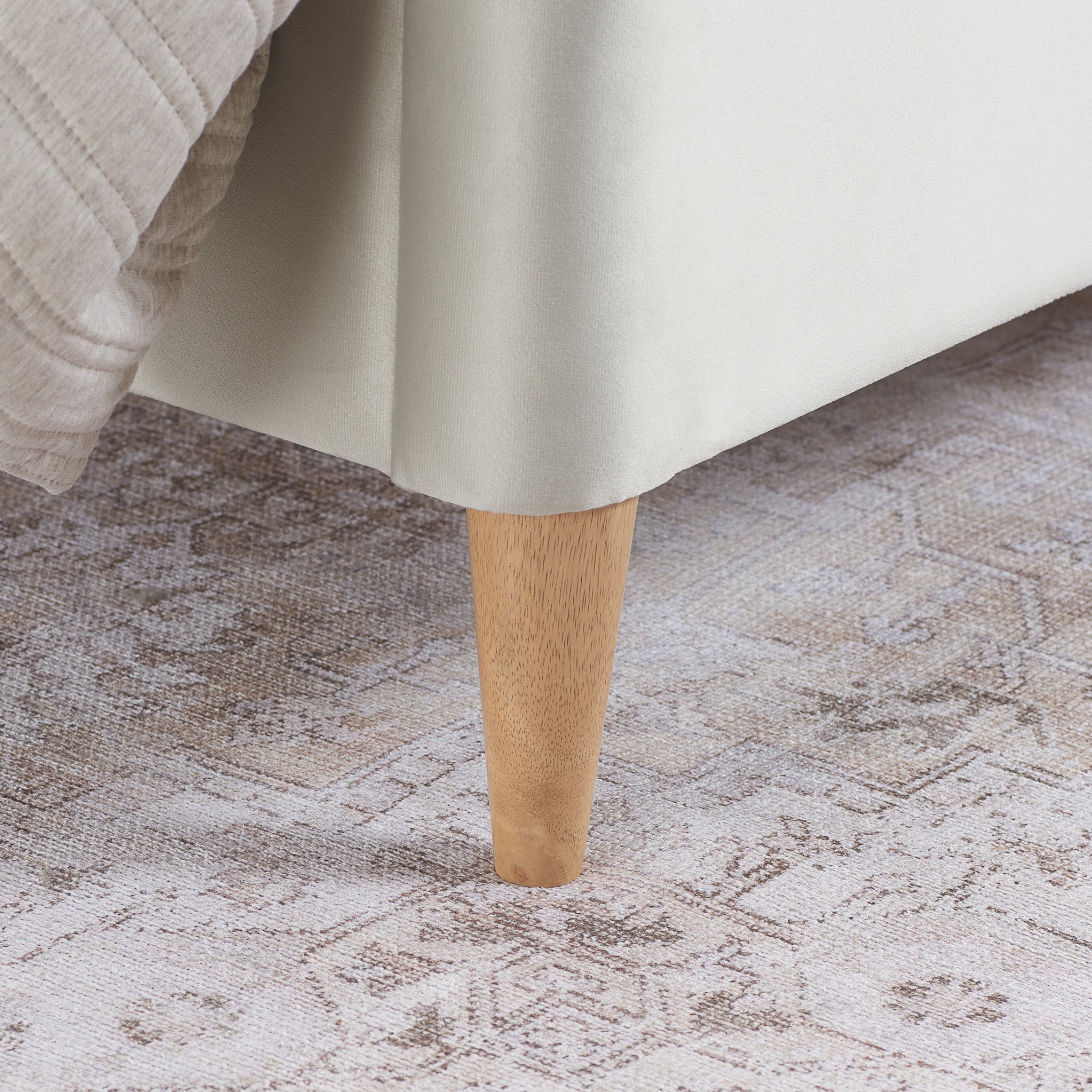 Cadre de lit en velours Jennifer Stone