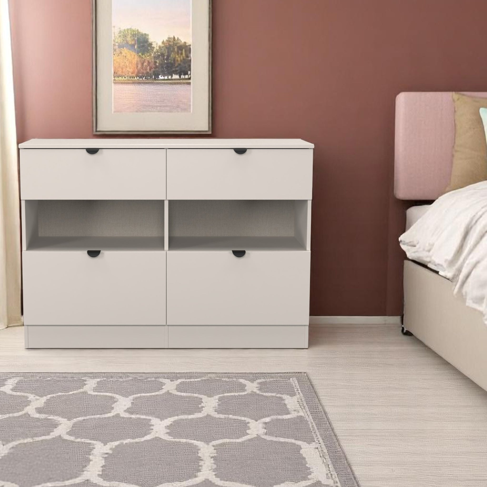 Commode Huxley à 4 tiroirs mi-haute