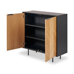 Armoire Hailee en chêne et pin à 2 portes