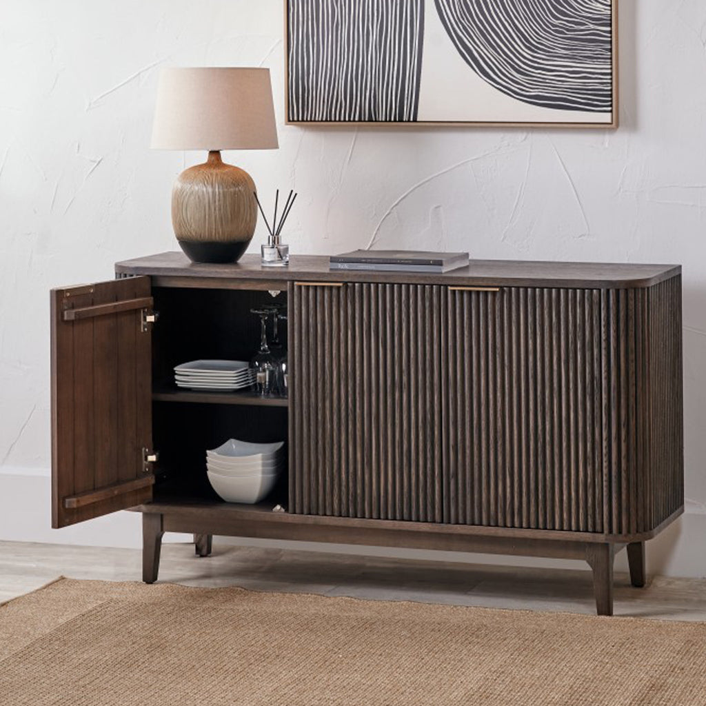 Buffet Raie en chêne et pin cannelés, grand modèle