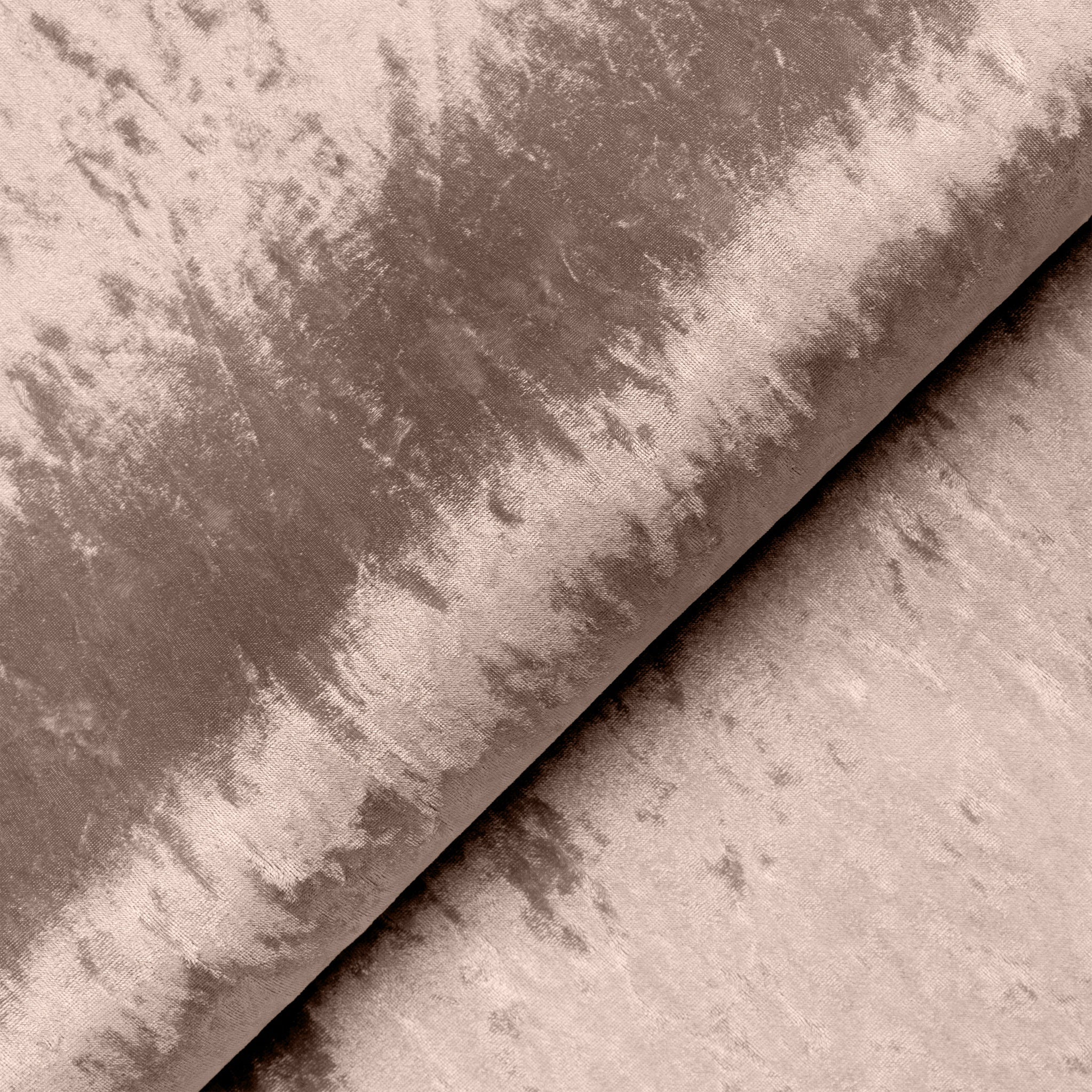 Fauteuil pivotant en velours froissé Tamara