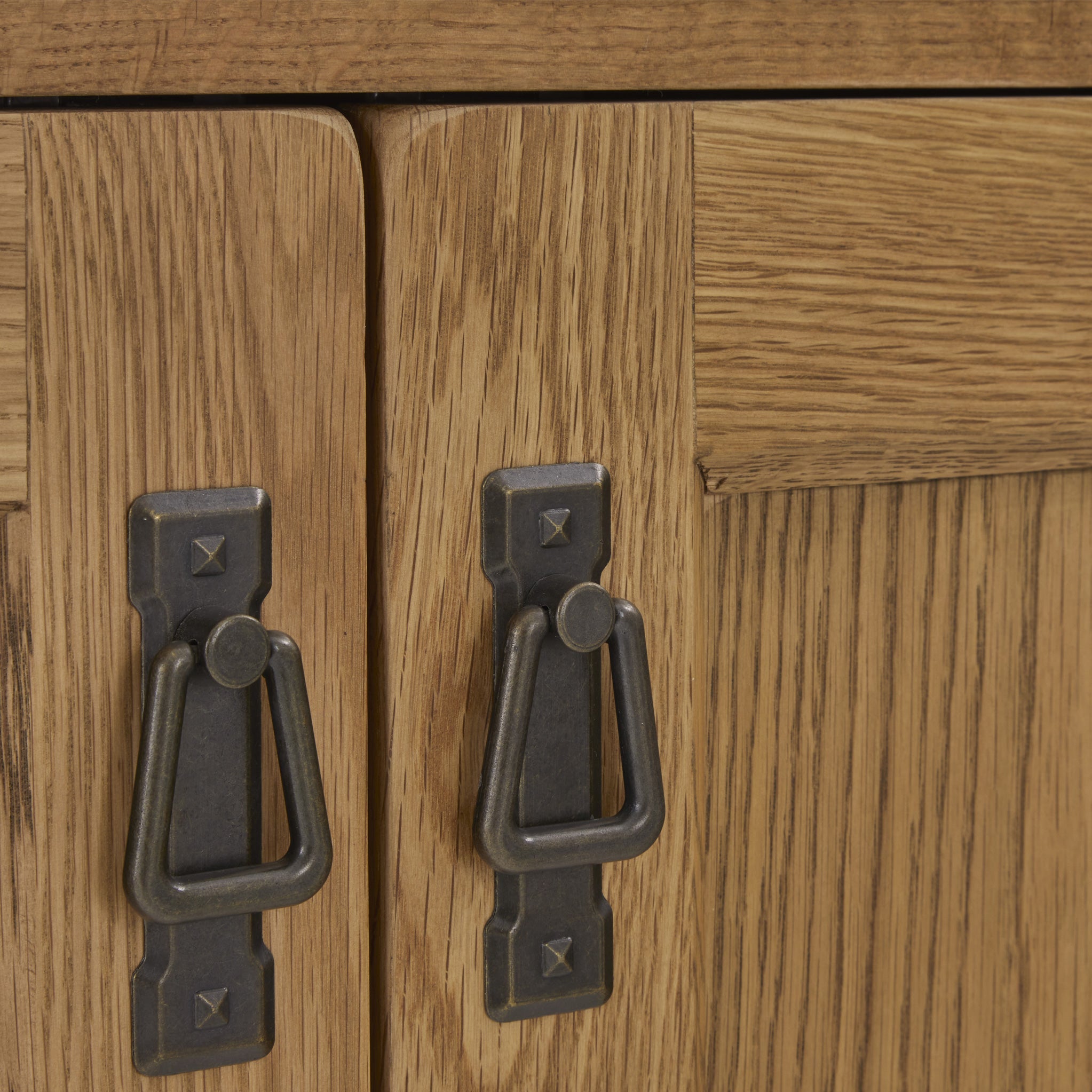 Buffet Broadway en chêne avec tiroir supérieur