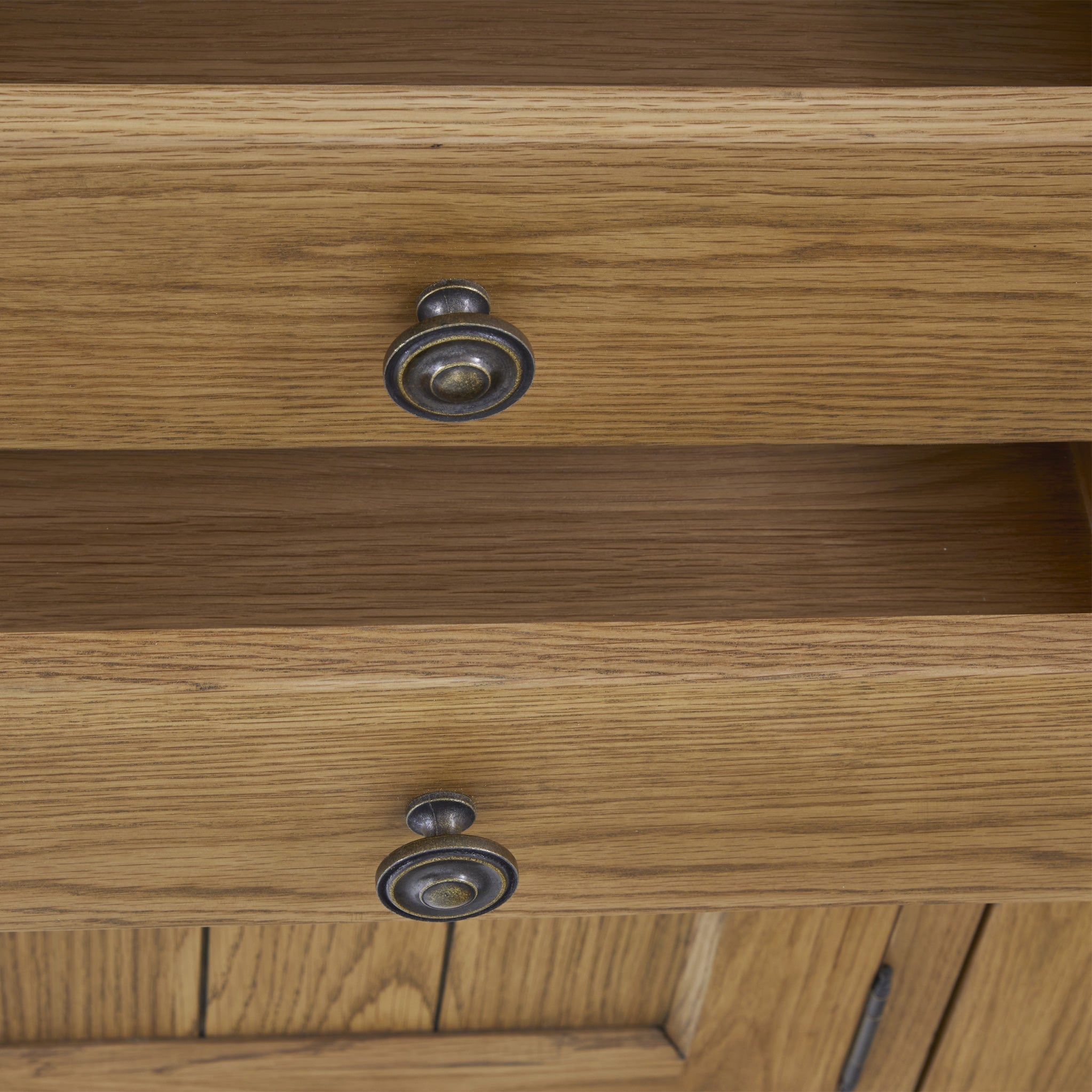 Buffet Broadway Oak grand format