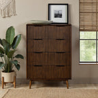 Commode haute rainurée Oskar à 4 tiroirs