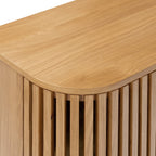 Armoire à lattes en chêne Shorwell