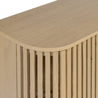 Petit buffet à lattes en chêne Finch