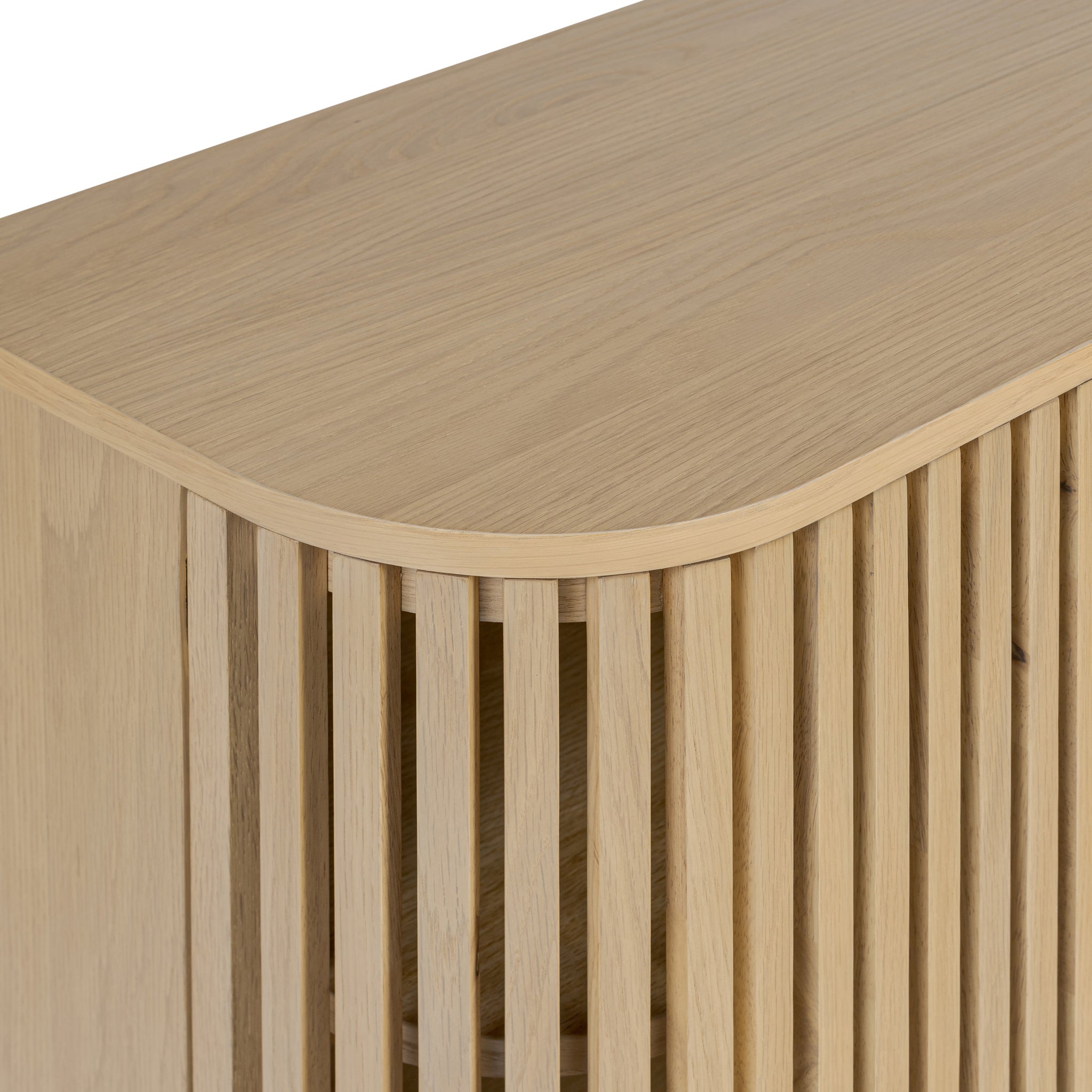 Petit buffet à lattes en chêne Finch