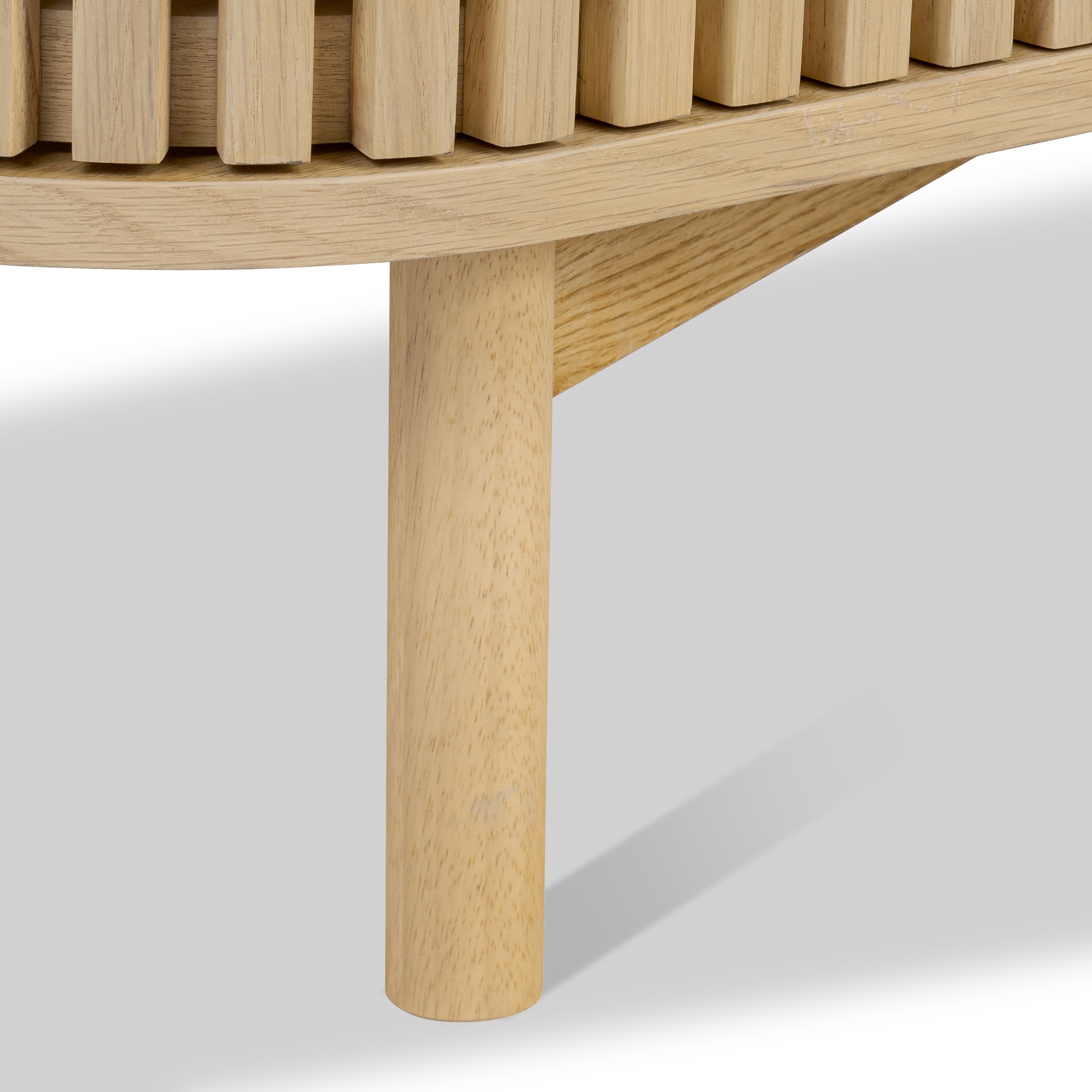 Petit buffet à lattes en chêne Finch