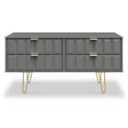 Meuble TV bas Harlow à 4 tiroirs avec pieds en épingle à cheveux dorés