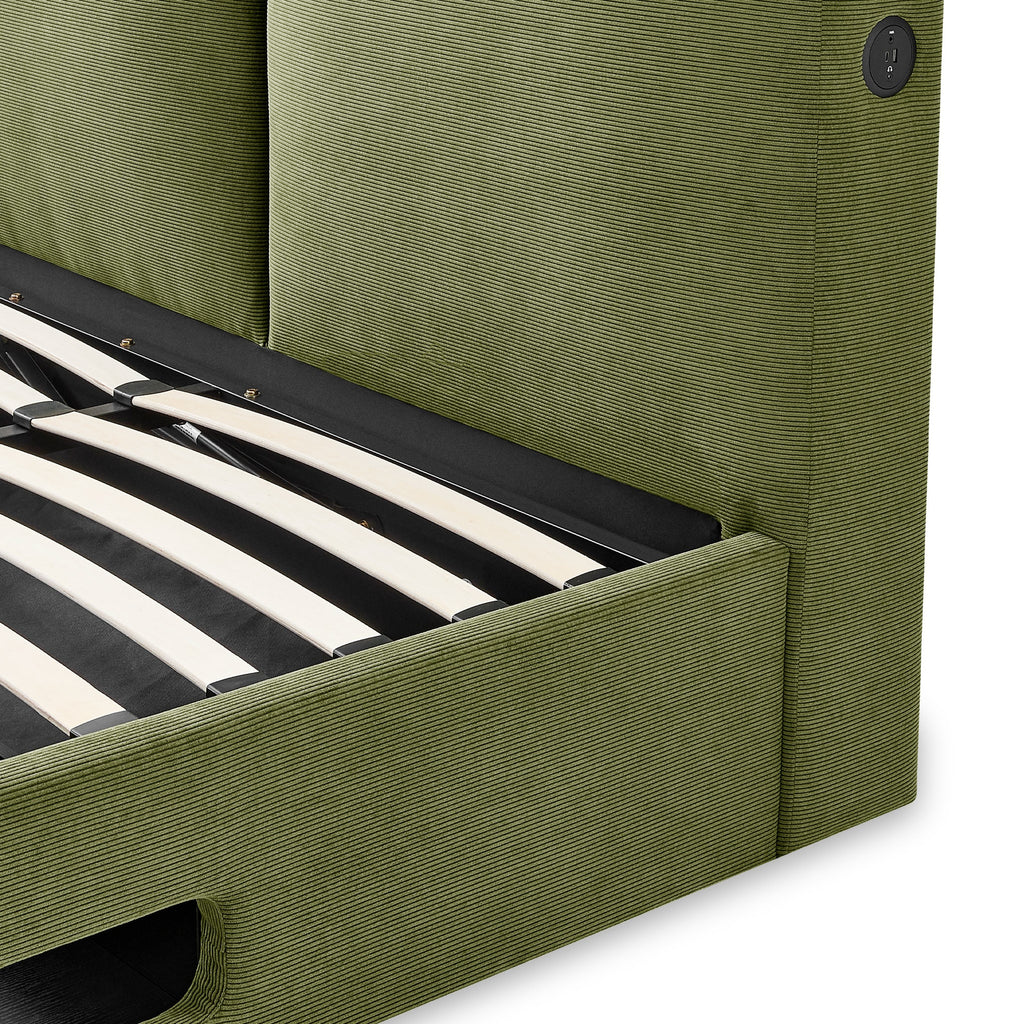 Lit avec télévision connectée Koble Cordy