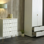 Commode Geo à 4 tiroirs avec pieds en épingle à cheveux dorés