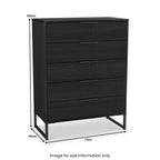 Commode Callo à cinq tiroirs cannelés