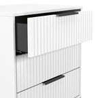 Commode à trois tiroirs cannelée Callo