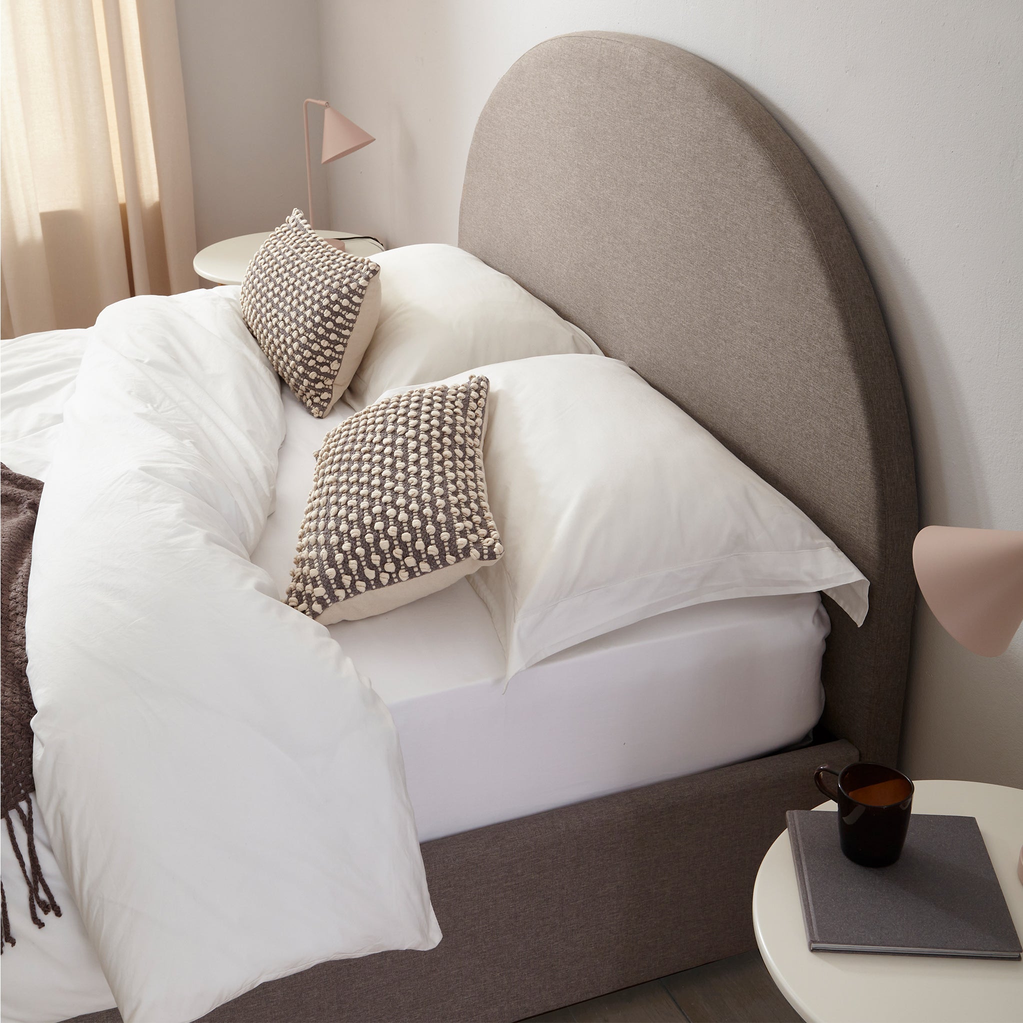 Cadre de lit coffre demi-cercle Hounslow