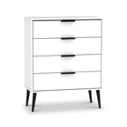Commode Asher blanche à 4 tiroirs avec pieds noirs
