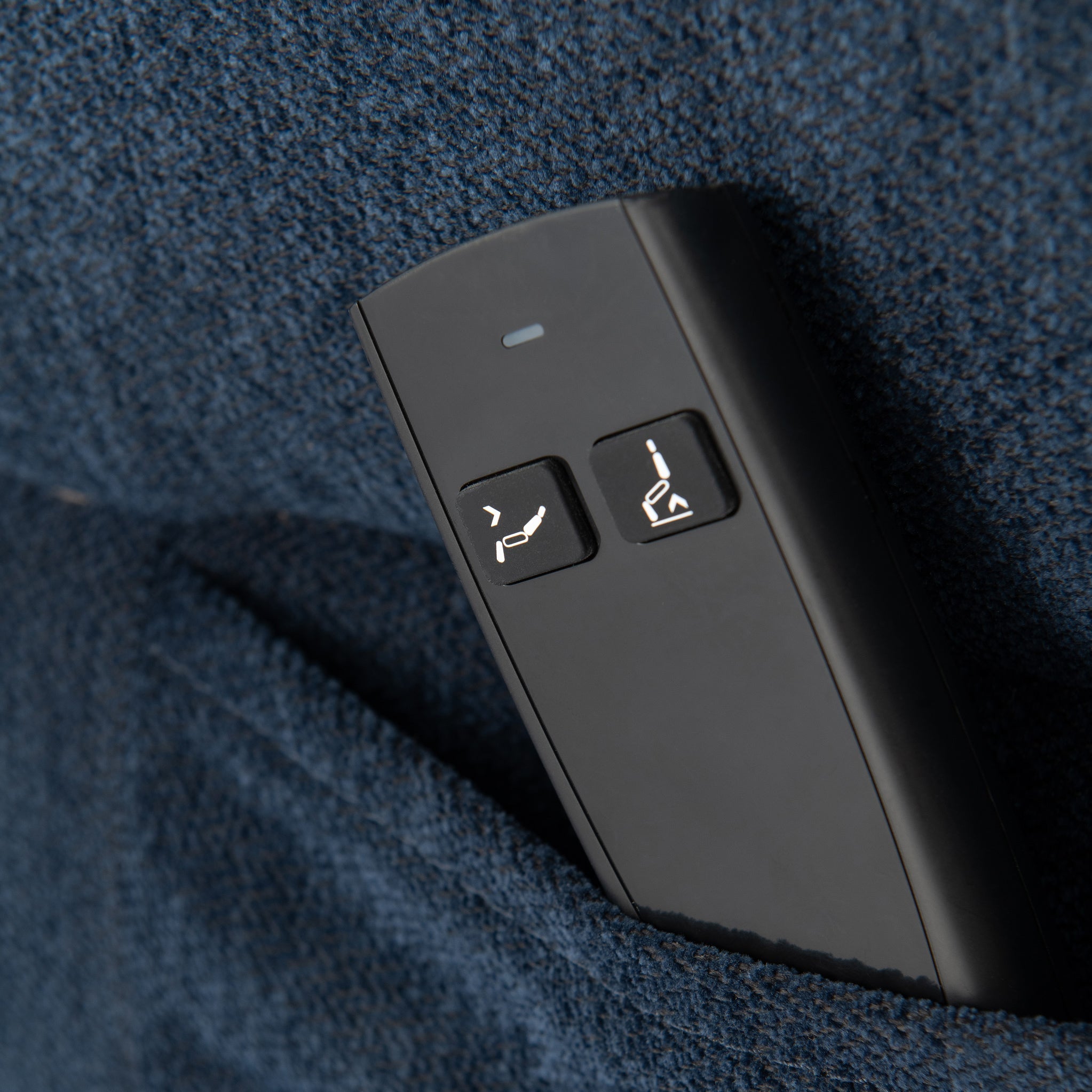 Fauteuil inclinable et relevable électrique Eldar en tissu