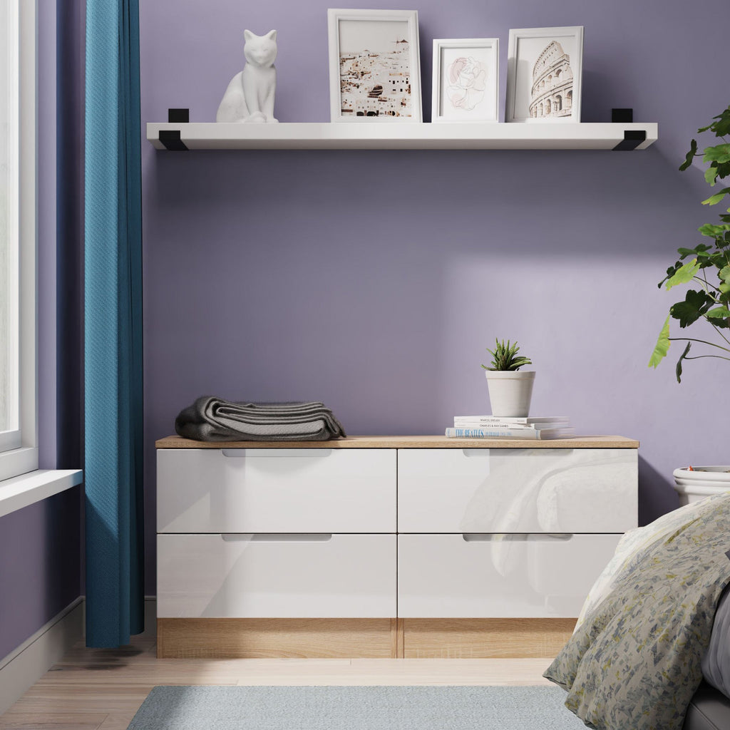 Commode basse Henshaw à 4 tiroirs