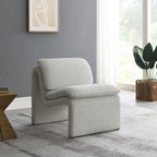 Fauteuil d'appoint Celeste Sleek aux courbes élégantes