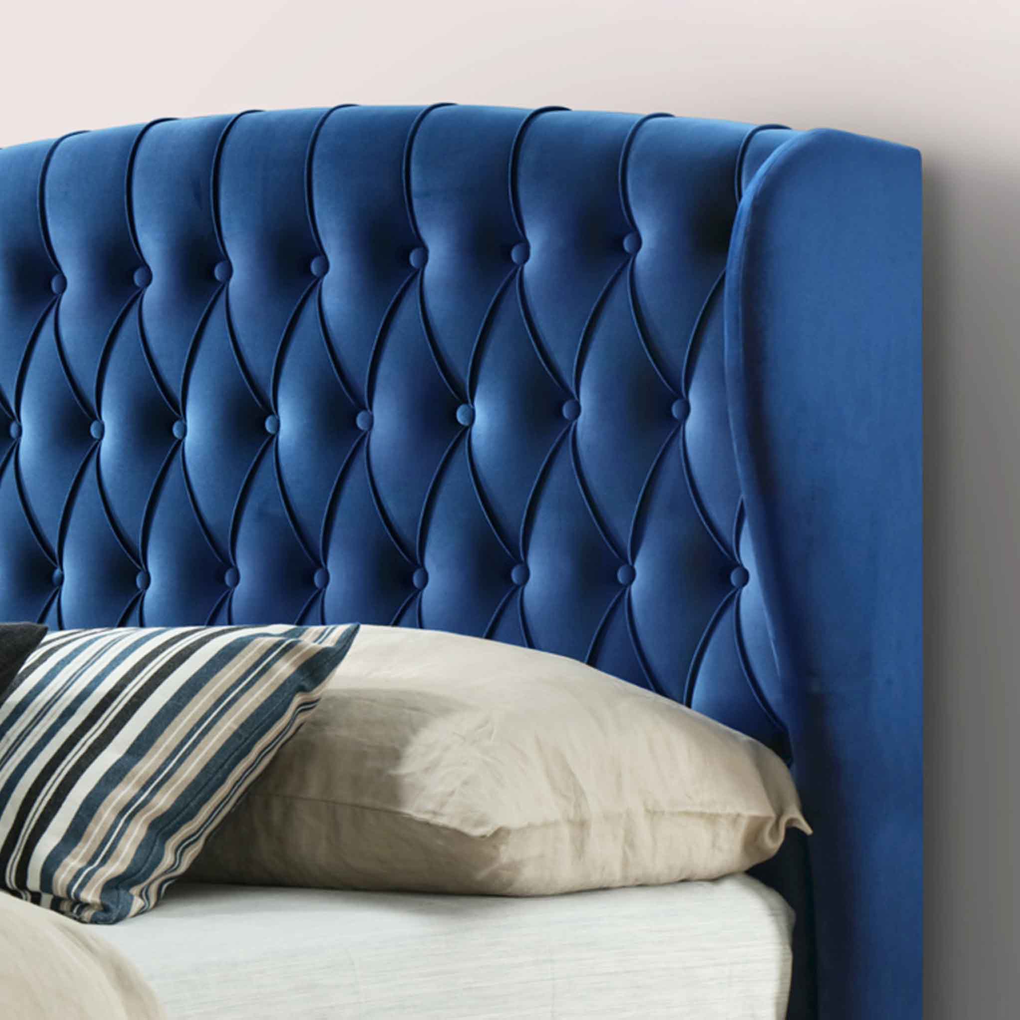 Cadre de lit coffre en velours Sailsbury