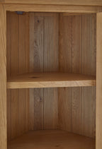 Vitrine d'angle en chêne Zelah